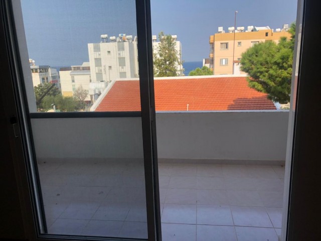 Flat To Rent in Girne Merkez, Kyrenia