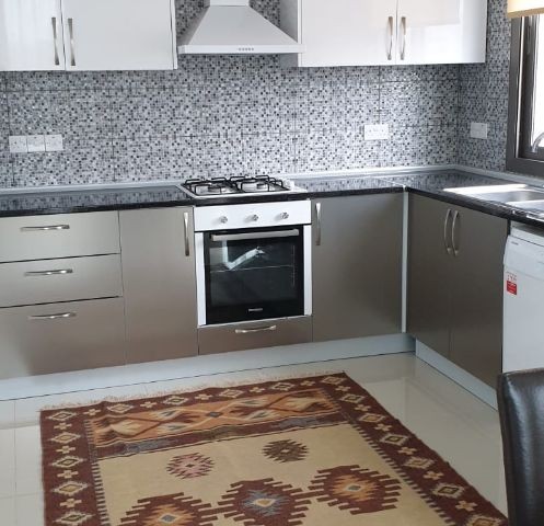 Flat To Rent in Türk Mahallesi, Kyrenia