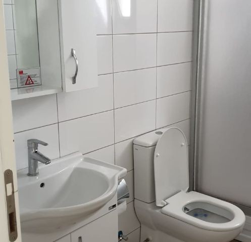 GİRNE YOK YOKTUR MARKET BÖLGESİNDE 2+1 FULL EŞYALI LÜKS DAİRE!!!