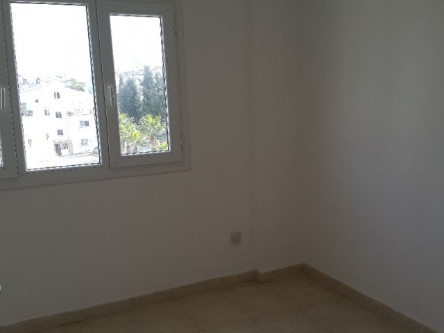 Flat To Rent in Girne Merkez, Kyrenia