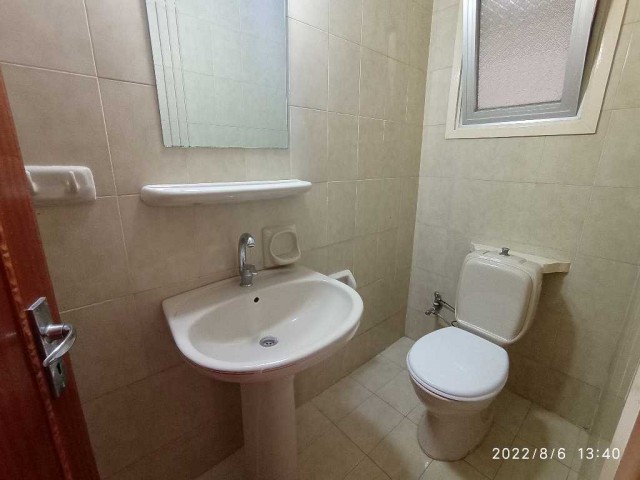 KYRENIA KARAKUM IS ALSO ON HIGHWAY 1. 3+1 FURNISHED APARTMENT WITH 140m2 COMMERCIAL PERMIT ON THE FLOOR!!! ** 