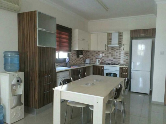 Flat To Rent in Girne Merkez, Kyrenia