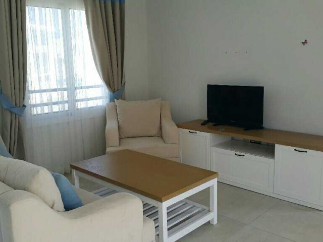 Flat To Rent in Alsancak, Kyrenia