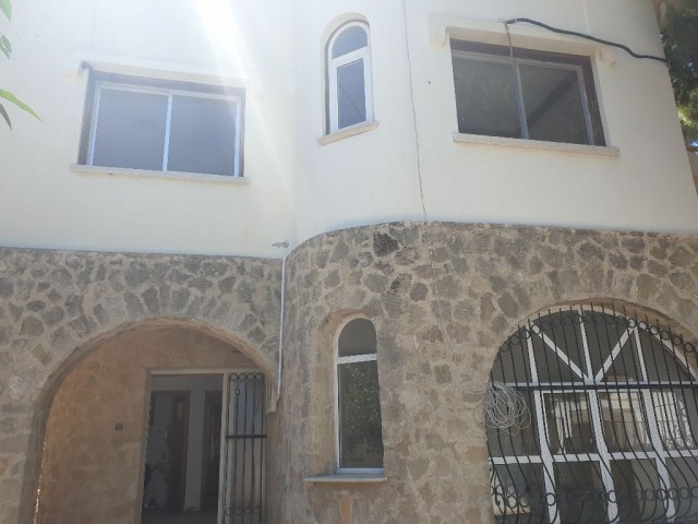 Villa To Rent in Karaoğlanoğlu, Kyrenia