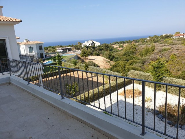 Villa To Rent in Alsancak, Kyrenia