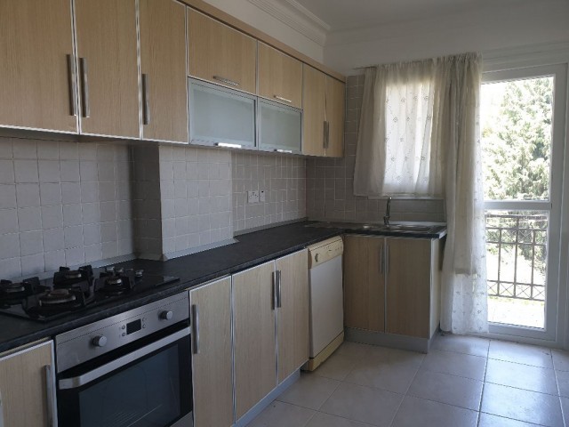 Flat To Rent in Girne Merkez, Kyrenia