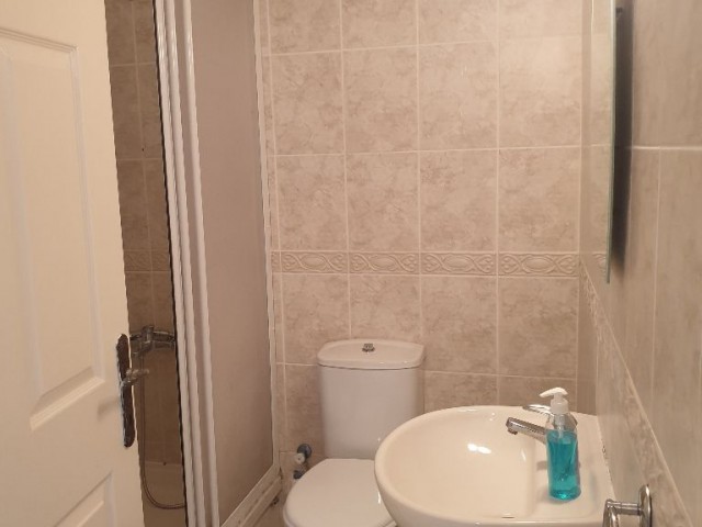 Flat To Rent in Girne Merkez, Kyrenia