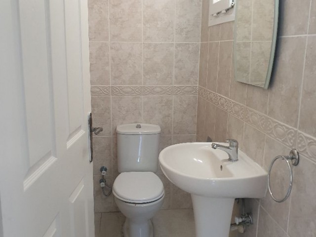 Flat To Rent in Girne Merkez, Kyrenia