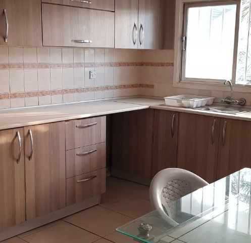 Flat To Rent in Ortaköy, Nicosia