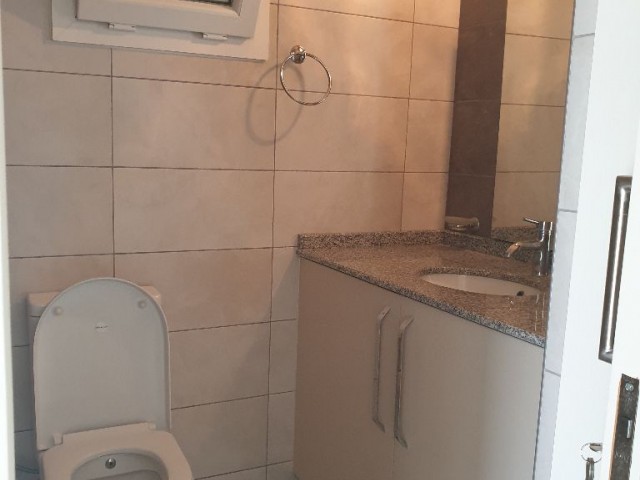 Flat To Rent in Girne Merkez, Kyrenia