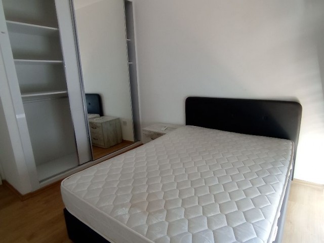 2 + 1 MÖBLIERTE LUXUS-WOHNUNG MIT GROßER TERRASSE NEBEN KYRENIA NUSMAR! ** 