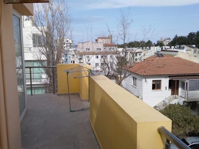 1+1 FURNISHED FLAT FOR INVESTMENT IN THE CENTER OF KYRENIA ** 