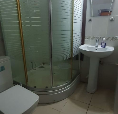 GİRNE KARAKUM OSCAR HOTEL YAKININDA 1+1 EŞYALI DAİRE