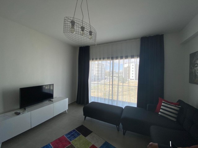 LEFKOŞA DEREBOYU IŞIKLARI YAKININDA 2+1 FULL EŞYALI LÜKS DAİRE