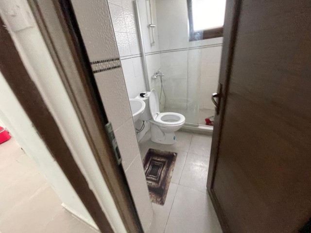 GİRNE KAŞGAR BÖLGESİNDE 2+1 EŞYALI DAİRE