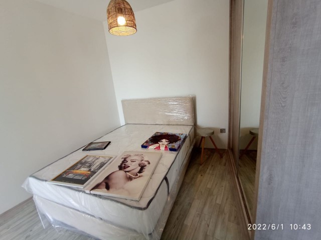 2 + 1 VOLL MÖBLIERTE LUXUS-RESIDENZ WOHNUNG IM ZENTRUM VON KYRENIA!!! ** 