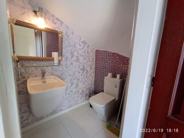 VOLL MÖBLIERTE 3+1 VILLA MIT PRIVATEM POOL IN DOGANKÖY ** 