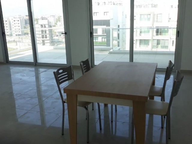 LEFKOŞA ORTAKÖY'DE  EŞYALI KİRALIK 2+1 PENTHOUSE