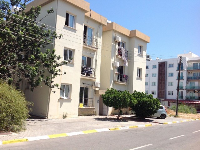 2  Bedroom Apartment for Sale Location Behind Girne Biggest Mosque (URGENT SALE ! - Massive Drop Down Price) (Turkish Title Deeds)