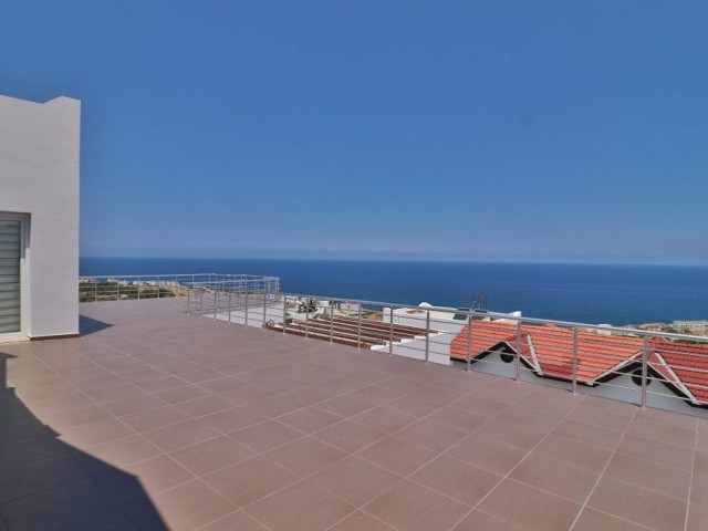 Beachfront 3 Bedroom Villa For Sale Location Tuay Villa Karaağaç Kyrenia (an open and bright space)