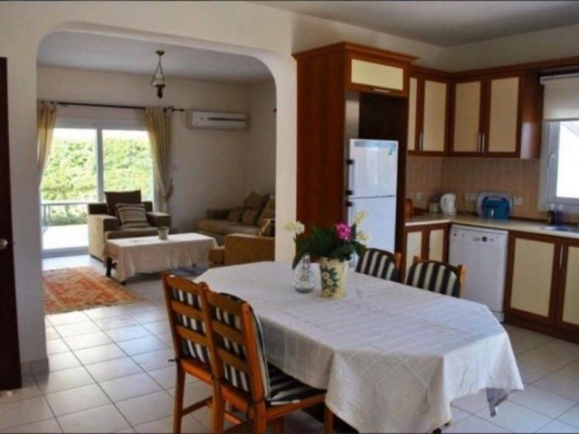 Nice 3 Bedroom Villa For Rent Location Lapta Coastal Walkway Seaside (Lapta Yuruyus Yolu) Girne (Communal Swimming Pool)