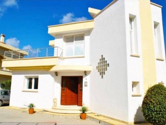 Nice 3 Bedroom Villa For Rent Location Lapta Coastal Walkway Seaside (Lapta Yuruyus Yolu) Girne (Communal Swimming Pool)