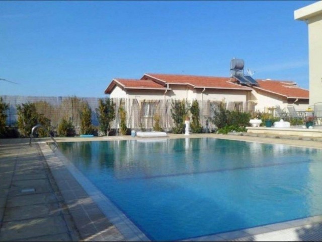 Nice 3 Bedroom Villa For Rent Location Lapta Coastal Walkway Seaside (Lapta Yuruyus Yolu) Girne (Communal Swimming Pool)