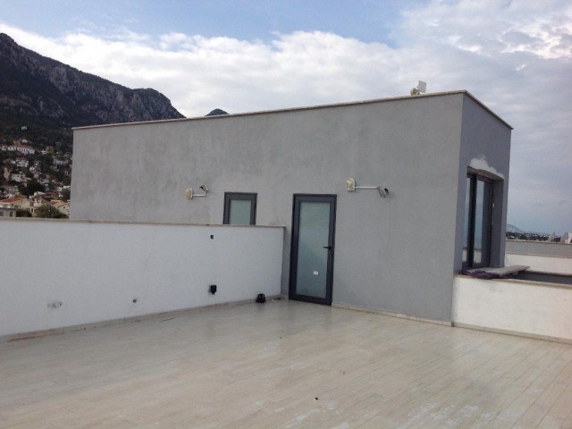 Nice 2 Bedroom Terrace Apartment With Beautifull Sea And Mountain Views Location Lapta Girne (For Rent)