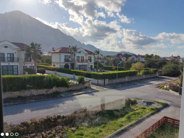 Nice 2 Bedroom Terrace Apartment For Rent Location Lapta Coastal Walkway (Lapta Yuruyus Yolu) Girne (Communal Swimming Pool)