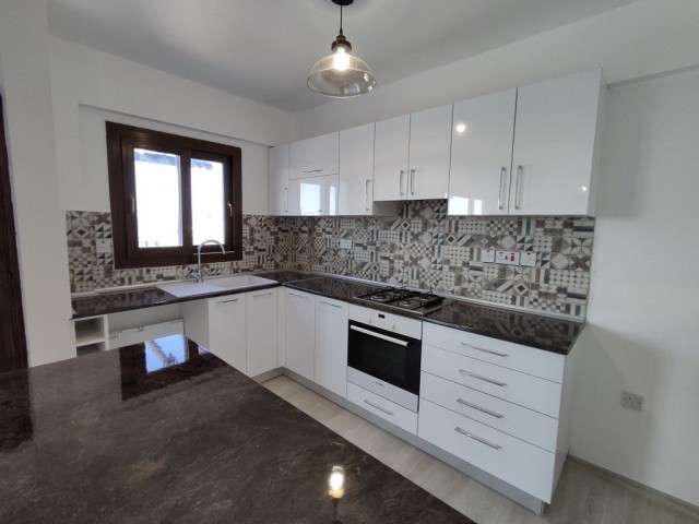 Nice 2 Bedroom Apartment For Sale Location Yesiltepe Alsancak Kyrenia (Sea And Mountain Vie Llogara National Park) ** 