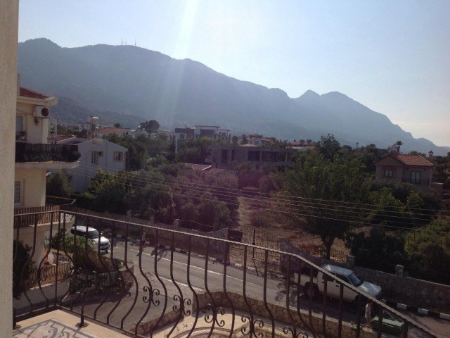 Nice 3 Bedroom Apartment With Beautiful Sea and Mountain Views Location Behind Alsancak Belediya Girne (For Sale)