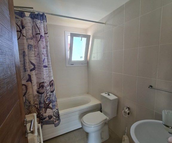 3 Schlafzimmer Villa Zum Verkauf Lage Karsiyaka Kyrenia ** 