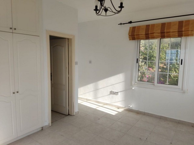 Вилла 3Bedroom For Sale Location Карсияка Кирения (вид на море и горы) ** 