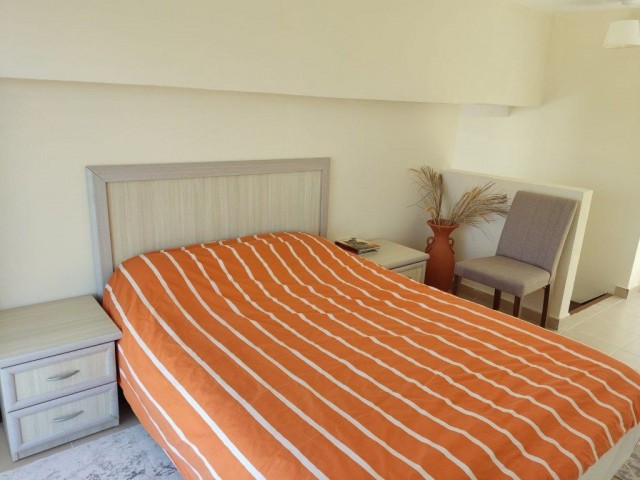 1 Schlafzimmer Doppelhaushälfte zu verkaufen mit Lage Karsiyaka Girne (Meer- und Bergpanoramablick) Reduzierter Preis!