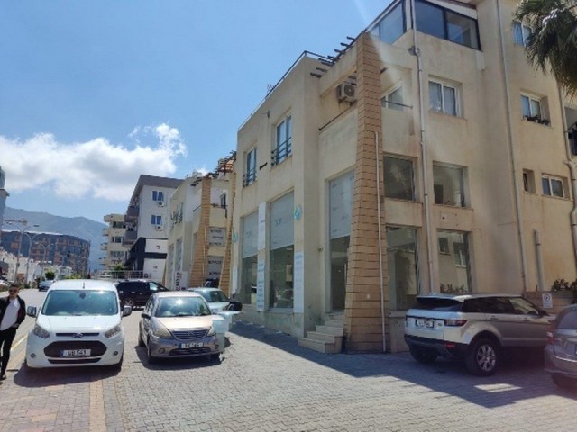 Great Business Opportunity Staggered Shop For Sale With Best Location Next To New Harbour Opposite Lord Palace Hotel Girne. (Türkische Besitzurkunden)