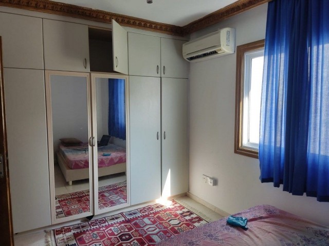 Продажа квартиры с 3 спальнями рядом с отелем Lord Palace Hotel New Harbour Girne