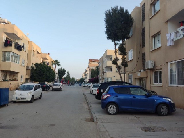 اپارتمان 3 خوابه محل ترمینال منطقه فاماگوستا Baykal Cemal Togan caddesi levent sitesi Lemar Market Yakin Famagusta