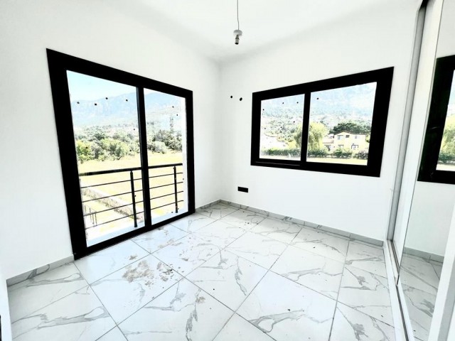 Schöne Villa mit 4 Schlafzimmern zum Verkauf in Karsiyaka, Kyrenia
