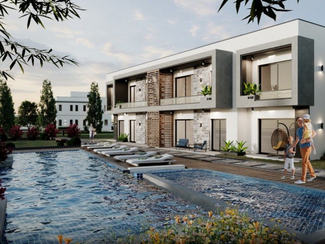 Хорошие 2-спальные апартаменты с садом и 3-спальные двухуровневые виллы на продажу в районе Green Hills Yesiltepe Alsancak Girne