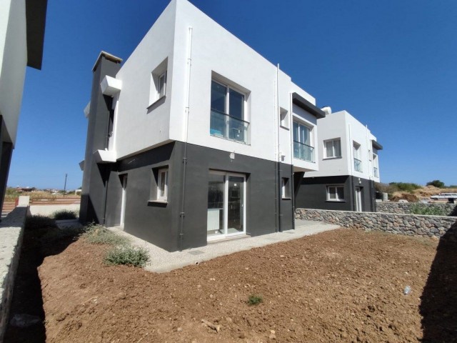 Schöne Villa mit 3 Schlafzimmern zum Verkauf, Standort Karsiyaka, Kyrenia