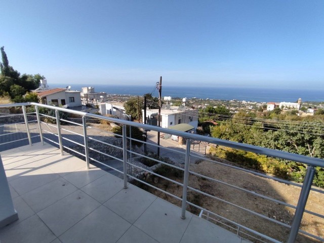 Brandneue Villa mit 3 Schlafzimmern zum Verkauf, Standort Başpınar Village (mit wunderschönem Meer- und Bergblick) Lapta Girne (dieses makellose Haus ist ein ungewöhnlicher Fund)