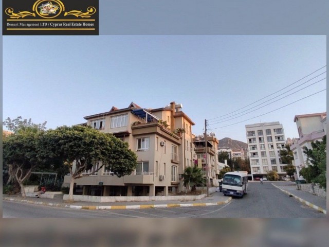 Loft-Penthouse mit 3 Schlafzimmern zum Verkauf, Lage gegenüber dem alten Nusmar-Markt in Kyrenia