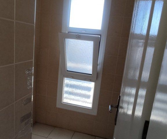 Loft-Penthouse mit 3 Schlafzimmern zum Verkauf, Lage gegenüber dem alten Nusmar-Markt in Kyrenia