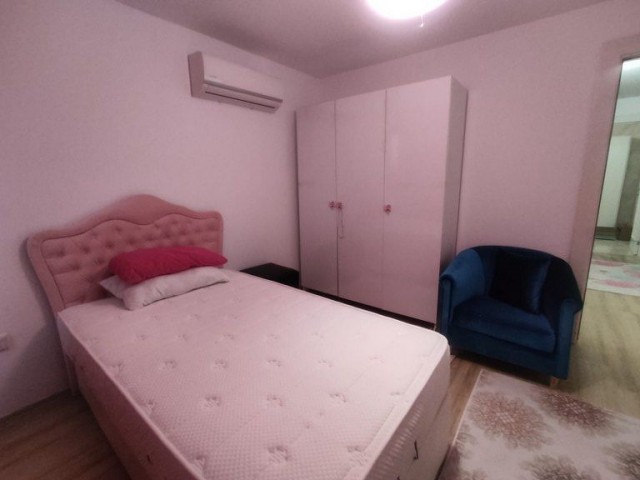 Хорошая двухуровневая квартира с 3 спальнями в аренду в районе Алсанджак Гирне
