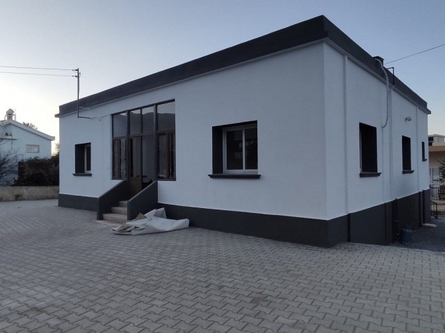 خانه فرصت تجاری عالی برای اجاره با بهترین موقعیت در Alsancak Girne.