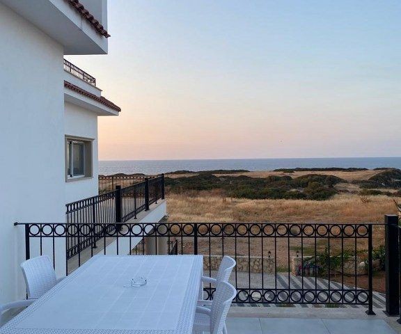 Elegant 2 Bedroom Penthouse For Sale Location Esentepe Girne North Cyprus (Sea  Magic  Royal)