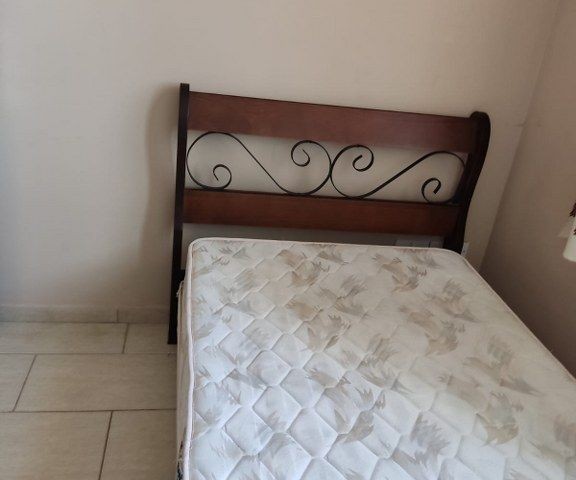 3-Zimmer-Wohnung zu vermieten, Lage hinter Gloria Jeans und Pascucci Café Kyrenia