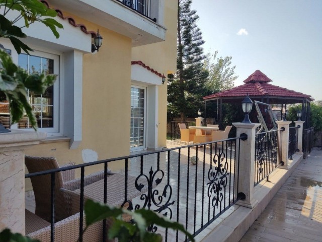 Schöne Villa mit 4 Schlafzimmern zu vermieten, Standort Zeytinlik Kyrenia