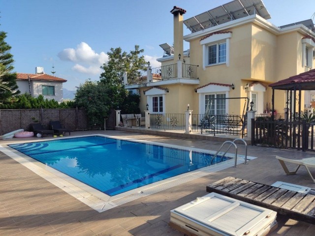 Nice 4 Bedroom Villa For Rent Location Zeytinlik Girne