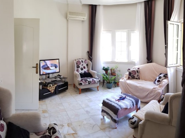 200 METERSQUARE 3+1 FLAT FOR SALE İN FAMAGUSTA CİTY CENTER